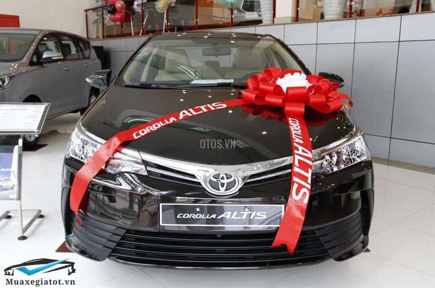 Toyota-Corolla-Altis-1-8E-MT-2020-Mau-den-1-Toyota-An-Giang
