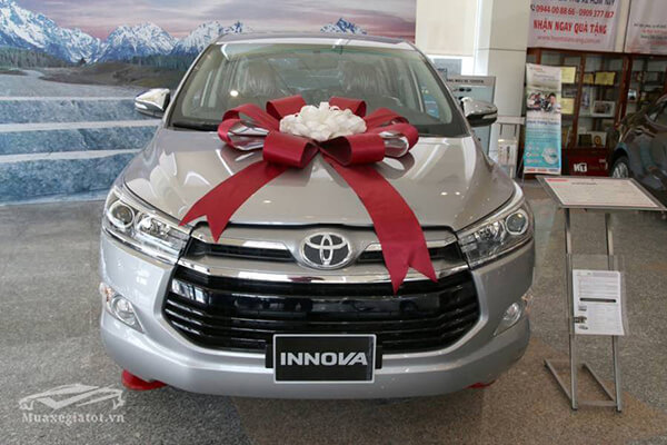 dau-xe-toyota-innova-2-0-v-7-cho-toyota-an-giang-4