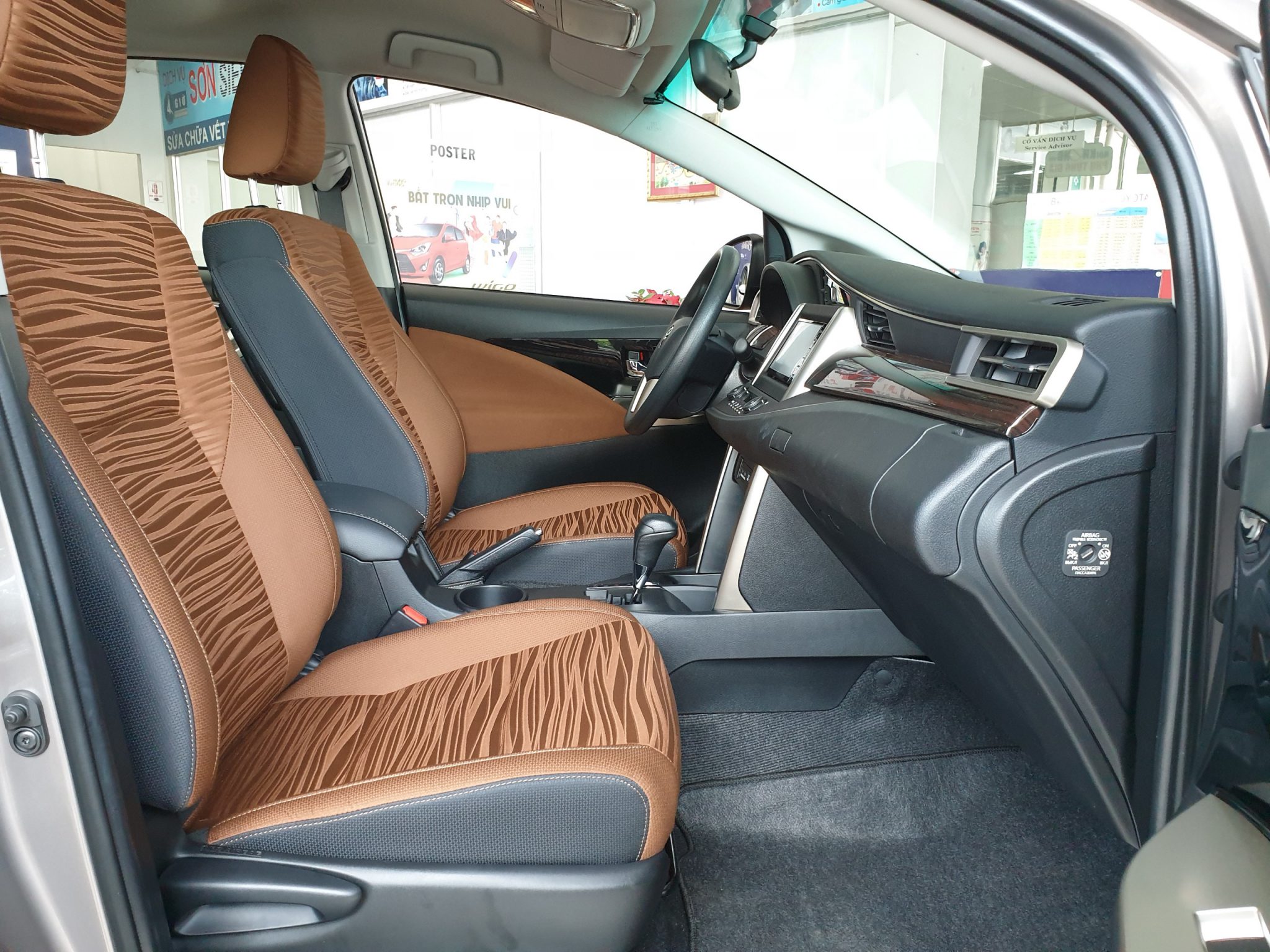 hang-ghe-truoc-toyota-innova-20g-2020-toyota-an-giang