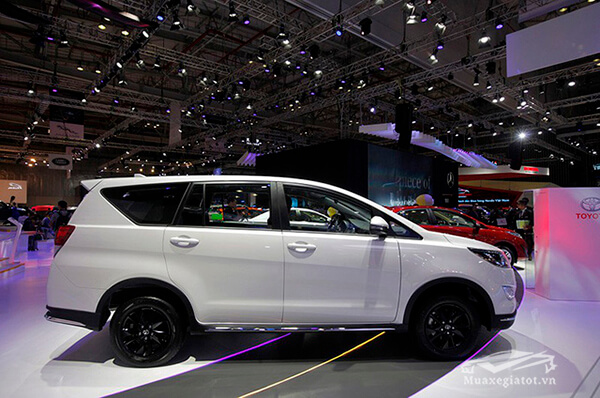 hong-xe-toyota-innova-2020-v-toyota-an-giang-4