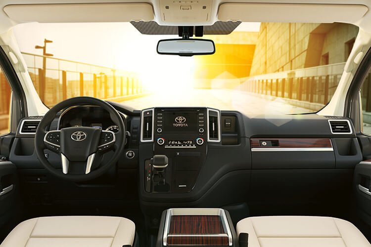 cabin-mpv-toyota-granvia-2020-sap-duoc-ra-mat-toyota-an-giang