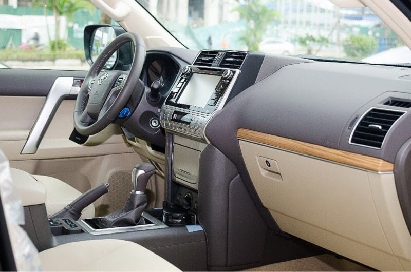 noi-that-toyota-prado-2020-2021-toyota-an-giang