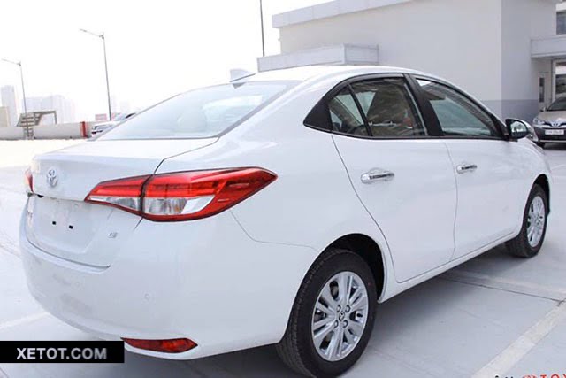 hong-xe-toyota-vios-2021-xetot-com-1
