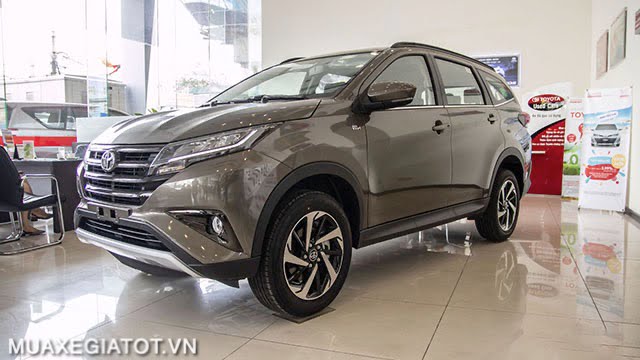 Toyota Rush màu đồng