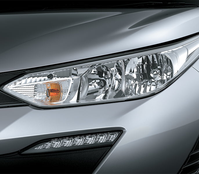 den-pha-toyota-vios-e-mt-3-tui-khi-2020-muaxegiatot-vn
